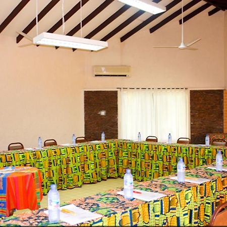 อฟริกิโก ริเวอร์ ฟรอนท์ รีสอร์ต Hotel Akosombo ภายนอก รูปภาพ